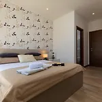 ベッド・アンド・ブレックファスト Oasa 1 5*