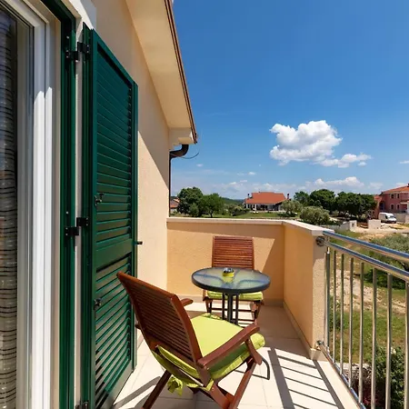 ベッド・アンド・ブレックファスト Oasa 1 5*