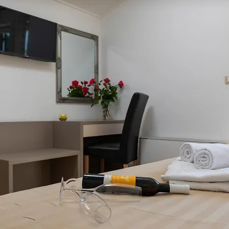 ベッド・アンド・ブレックファスト Oasa 1 ロヴィニ