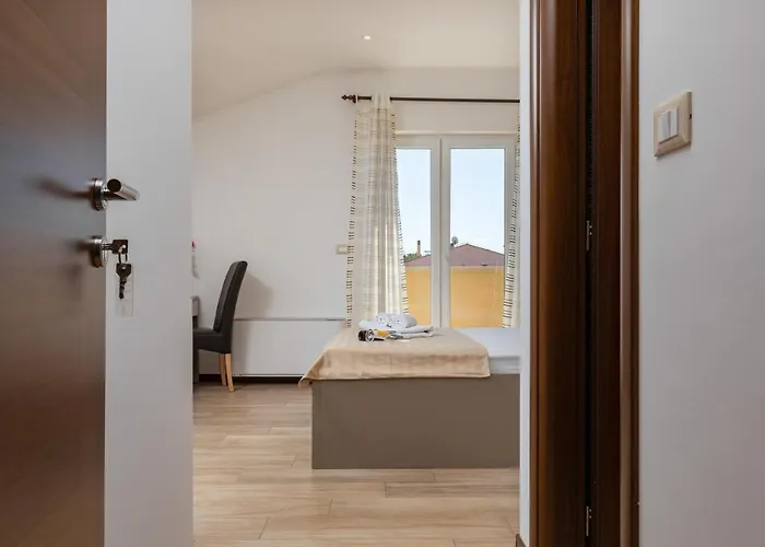 Oasa 1 Bed and Breakfast 5*