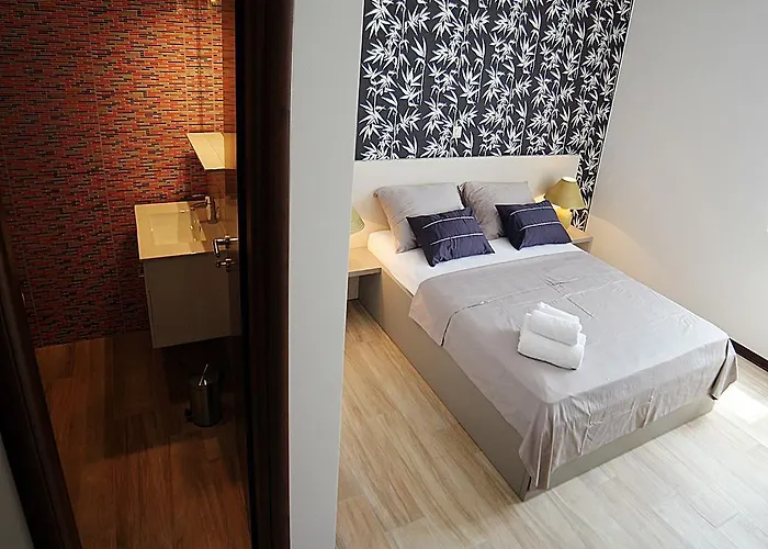 Oasa 1 Bed & Breakfast